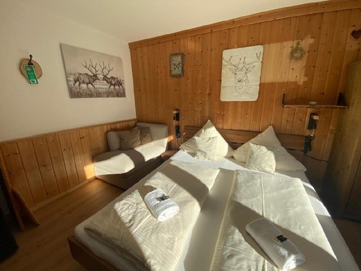 Alpenappartements Schwalbennestl Mittenwald Dış mekan fotoğraf