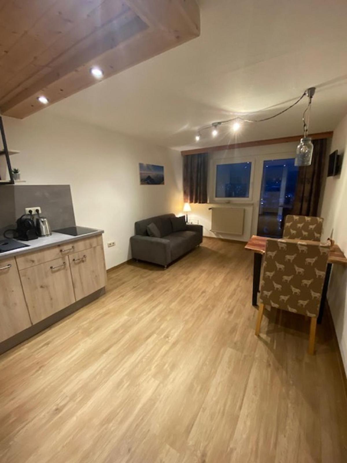 Alpenappartements Schwalbennestl Mittenwald Dış mekan fotoğraf